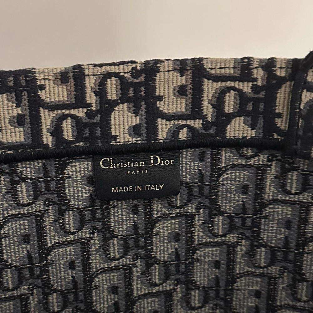 Dior tote bag in blue Large size